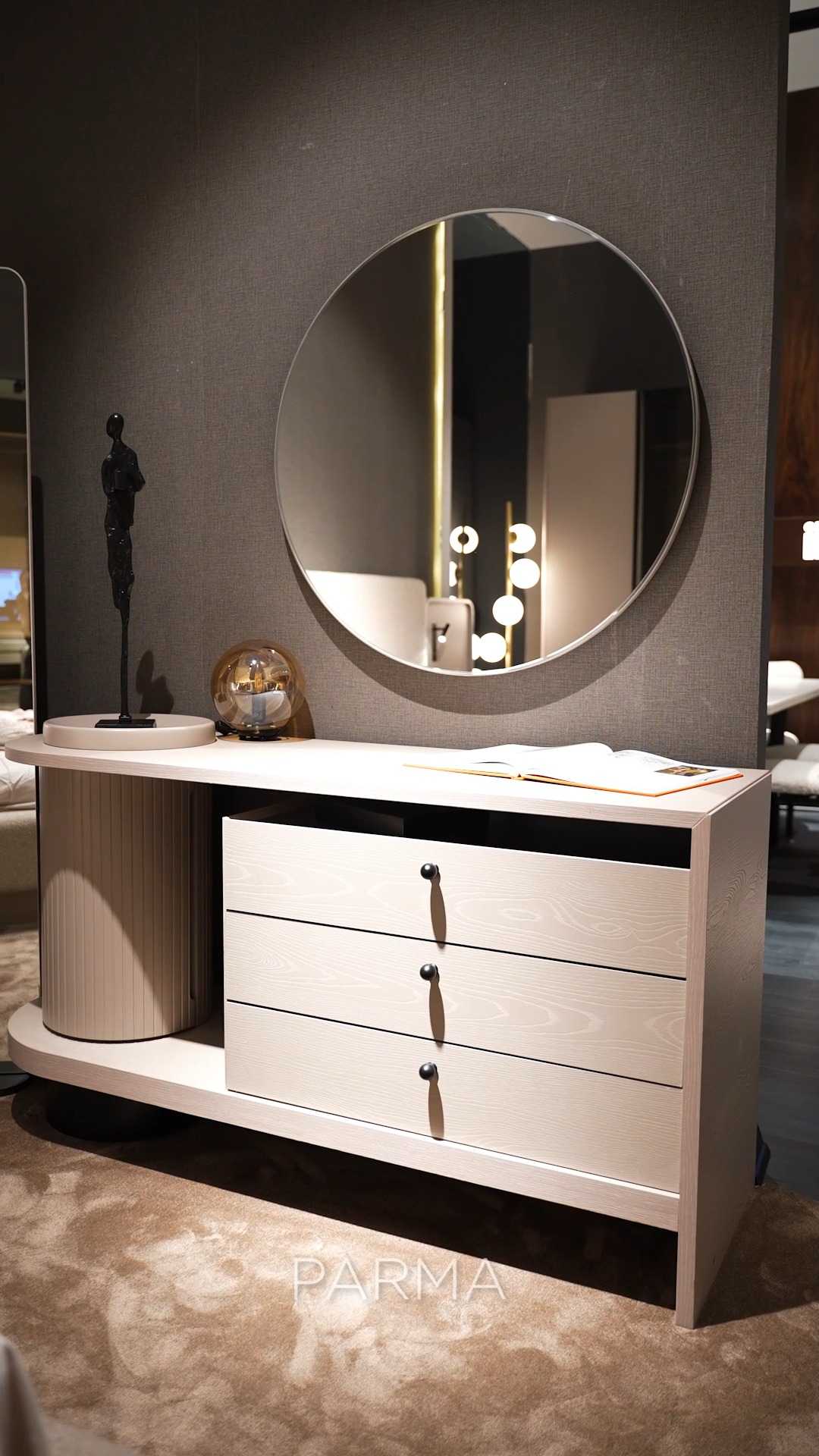 Parma Dresser